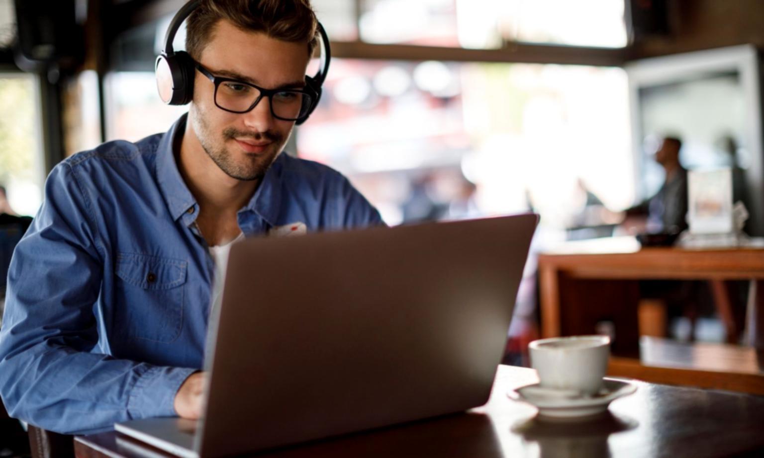 Panel de control con métricas de visibilidad local